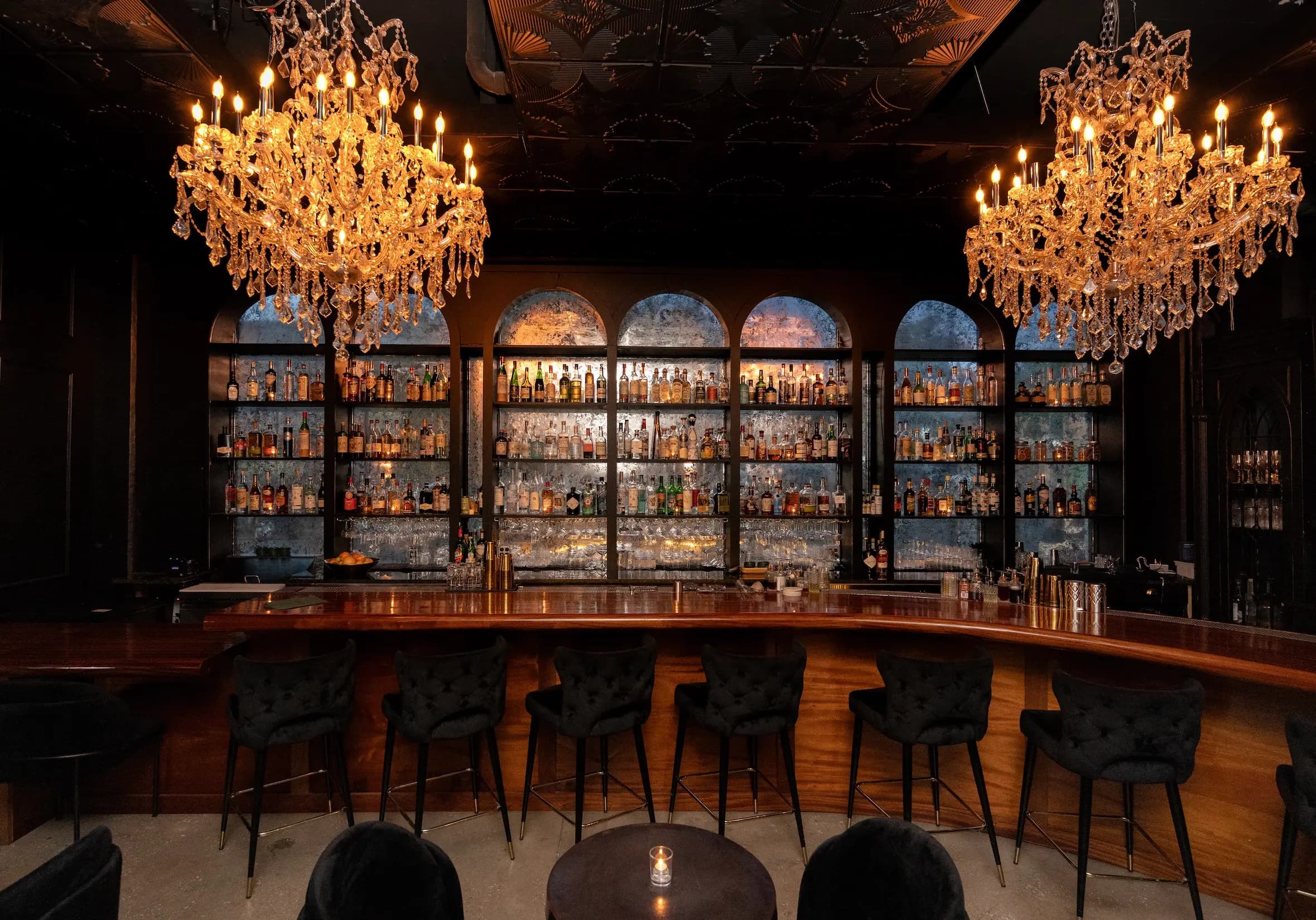 MUSIC VENUES  & NIGHTLIFE
